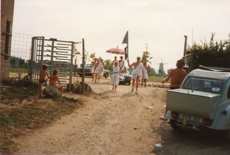 img033