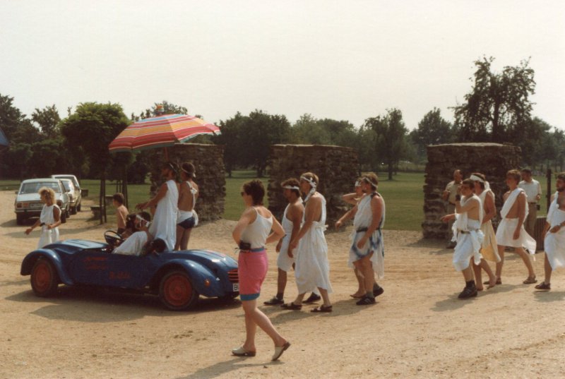 img035
